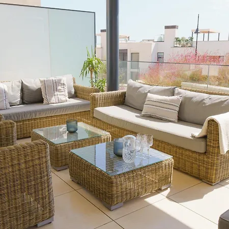 아파트 Lovely Modern In Middel Views
